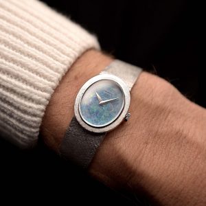 Chopard Ellipse Opal 18k 1970s