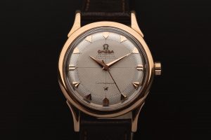 Pie Pan Omega Constellation Vintage 2852 Honeycomb in Rosegold