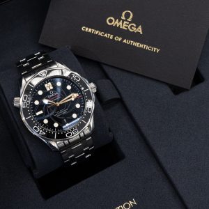 Omega Seamaster Diver 300M James Bond 210.22.42.20.01.004